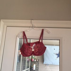 Victoria secret body by Victoria bra